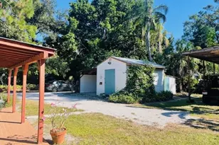 550 46th St, Sarasota, FL 34234 - Photo 38