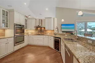 3930 Elysian Woods Ln, Sarasota, FL 34231 - Photo 18