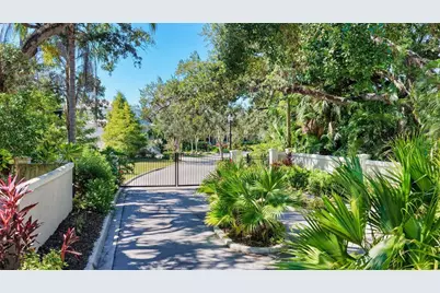 3930 Elysian Woods Lane, Sarasota, FL 34231 - Photo 44