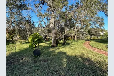 3930 Elysian Woods Lane, Sarasota, FL 34231 - Photo 38