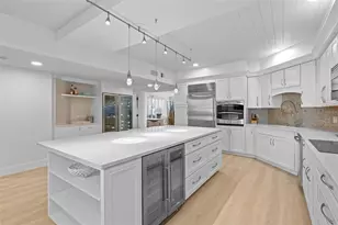 1260 Dolphin Bay Way, Sarasota, FL 34242 - Photo 8