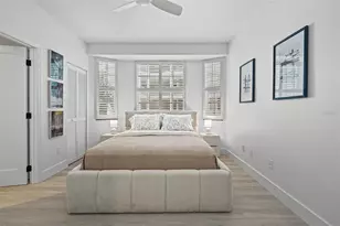 1260 Dolphin Bay Way, Sarasota, FL 34242 - Photo 20