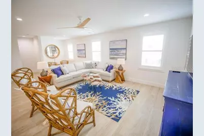 2305 Avenue C, Bradenton Beach, FL 34217 - Photo 12