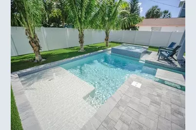 2305 Avenue C, Bradenton Beach, FL 34217 - Photo 36