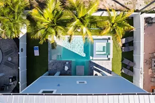 2305 Avenue C, Bradenton Beach, FL 34217 - Photo 52