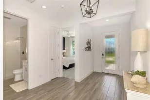 560 Mistiflower Cir, Nokomis, FL 34275 - Photo 10