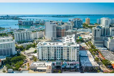 111 S Pineapple Avenue #1013, Sarasota, FL 34236 - Photo 2