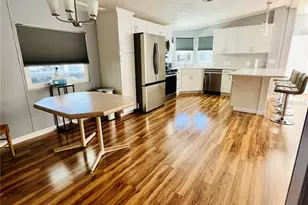 1817 Pennsylvania Ave, Bradenton, FL 34207 - Photo 8