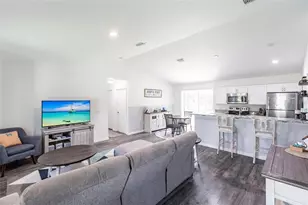 1710 Blackwood Cir, North Port, FL 34288 - Photo 6