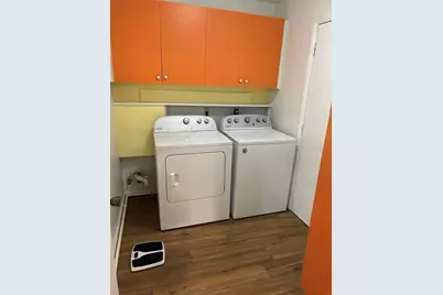 2866 E Rainbow Circle, Sarasota, FL 34231 - Photo 22