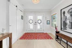 144 Harrison Dr, Sarasota, FL 34236 - Photo 8