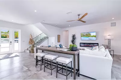 2585 Clematis Street, Sarasota, FL 34239 - Photo 14