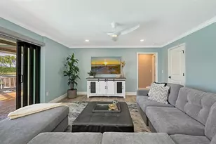 595 Bowsprit Ln, Longboat Key, FL 34228 - Photo 10