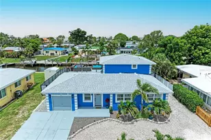 310 Bryn Mawr Island, Bradenton, FL 34207 - Photo 2