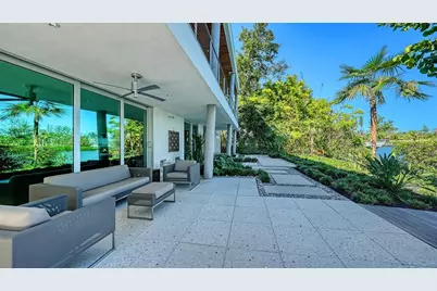 251 Cedar Park Circle, Sarasota, FL 34242 - Photo 58