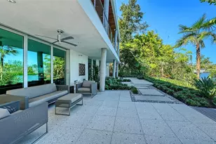 251 Cedar Park Cir, Sarasota, FL 34242 - Photo 58