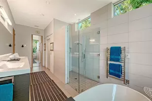 251 Cedar Park Cir, Sarasota, FL 34242 - Photo 36