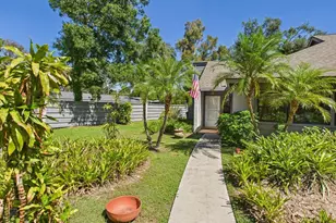 3225 Golden Eagle Ln, Sarasota, FL 34231 - Photo 2