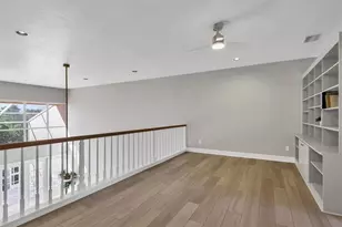 1703 Starling Dr, Sarasota, FL 34231 - Photo 32