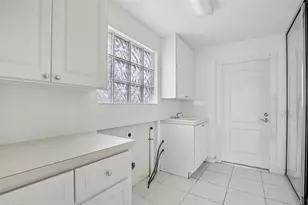 5533 Avellino Pl, Sarasota, FL 34238 - Photo 22