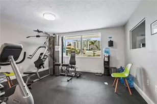 101 S Gulfstream Ave, Sarasota, FL 34236 - Photo 52