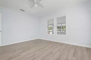 1717 32nd St, Sarasota, FL 34234 - Photo 18