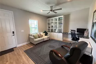 10710 Falling Leaf Ct, Parrish, FL 34219 - Photo 4