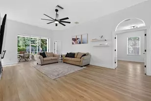 8466 Idlewood Ct, Lakewood Ranch, FL 34202 - Photo 8