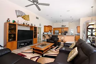 3718 Boca Pointe Dr, Sarasota, FL 34238 - Photo 8