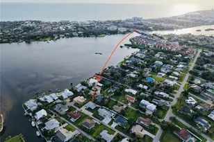 1625 Idle Ln, Sarasota, FL 34231 - Photo 32