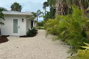 1625 Idle Ln, Sarasota, FL 34231 - Photo 26