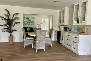 1625 Idle Ln, Sarasota, FL 34231 - Photo 12