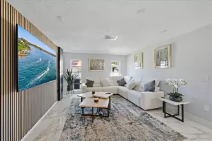 2827 Hardee Dr, Sarasota, FL 34231 - Photo 4