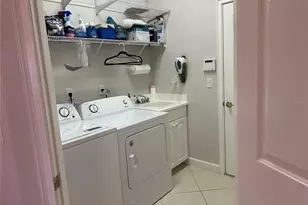 218 Montelluna Dr, North Venice, FL 34275 - Photo 20