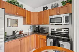 1724 Cherry Ln, Sarasota, FL 34236 - Photo 36