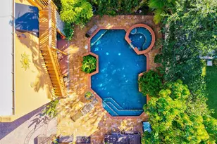 1724 Cherry Ln, Sarasota, FL 34236 - Photo 68