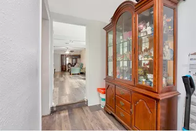 3278 56th Avenue N, Saint Petersburg, FL 33714 - Photo 18