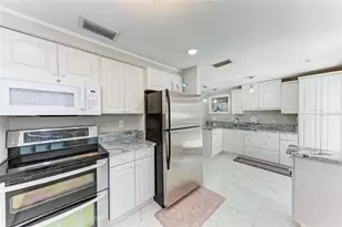 5408 Evora Ave, Sarasota, FL 34235 - Photo 14