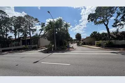 2605 Pine Lake Terrace #D, Sarasota, FL 34237 - Photo 36