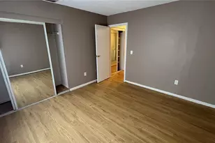 2605 Pine Lake Terrace, Sarasota, FL 34237 - Photo 22