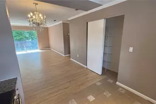 2605 Pine Lake Terrace, Sarasota, FL 34237 - Photo 10