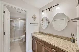 5541 E Long Common Ct, Sarasota, FL 34235 - Photo 22