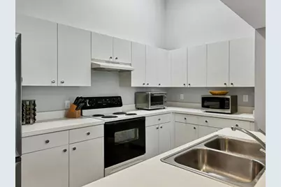 7234 Eleanor Circle #203, Sarasota, FL 34243 - Photo 12