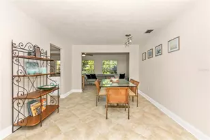 3039 Chase Cir, Sarasota, FL 34231 - Photo 8