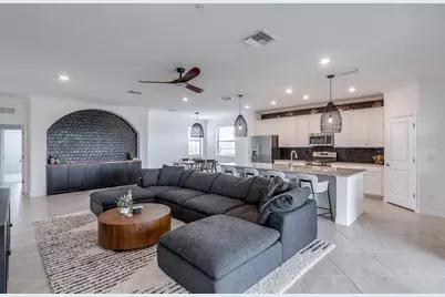 6005 Worsham Lane #102, Bradenton, FL 34211 - Photo 10