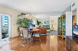 800 Benjamin Franklin Dr, Sarasota, FL 34236 - Photo 8