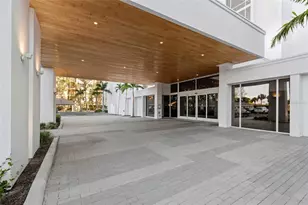 2425 Gulf Of Mexico Dr, Longboat Key, FL 34228 - Photo 2