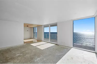 2425 Gulf Of Mexico Drive #7D, Longboat Key, FL 34228 - Photo 8