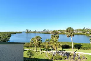 1601 Bayhouse Point Dr, Sarasota, FL 34231 - Photo 18