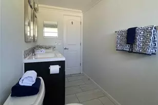 6405 White Sands Terrace, Sarasota, FL 34231 - Photo 18